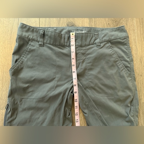 Columbia Omni Shield Outdoor Athletic Gray Crop Pant Women’s Size 10 - Picture 4 of 12
